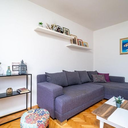 Apartment Vido- 1-Bedroom Apartment With Loggia Дубровник Екстериор снимка