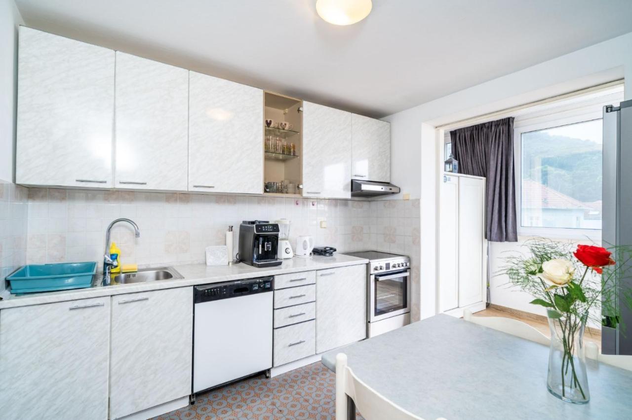 Apartment Vido- 1-Bedroom Apartment With Loggia Дубровник Екстериор снимка