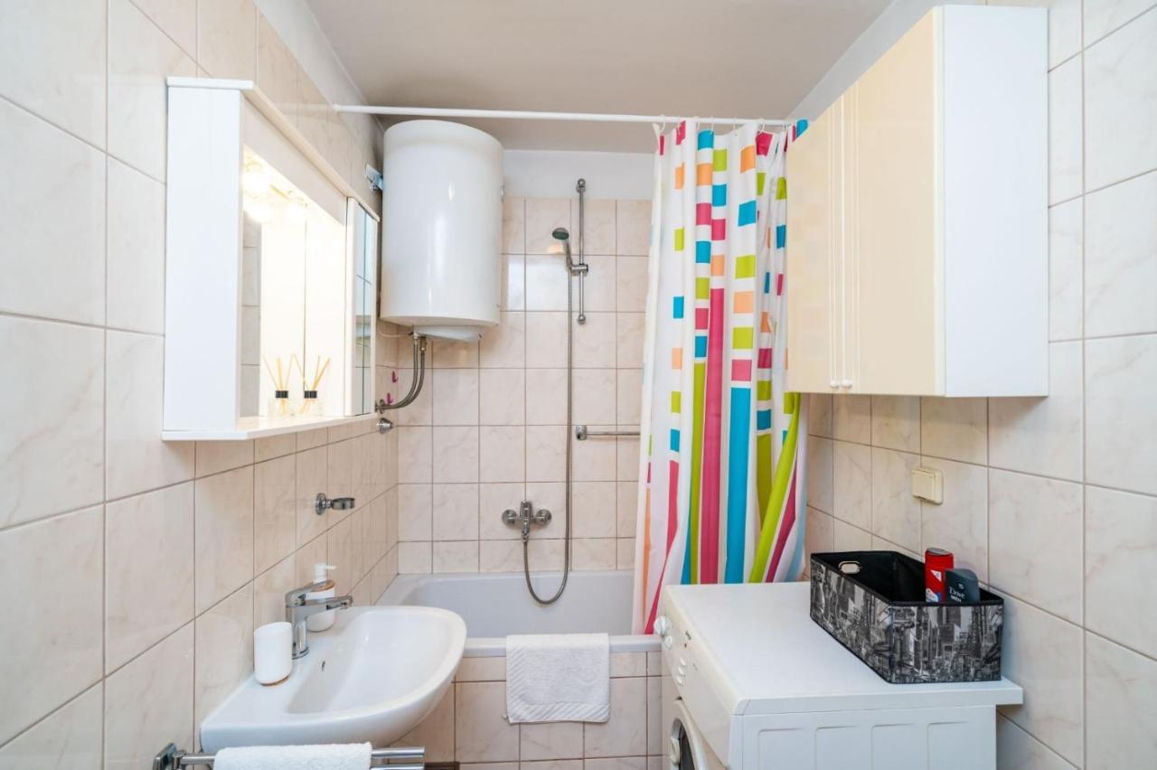 Apartment Vido- 1-Bedroom Apartment With Loggia Дубровник Екстериор снимка